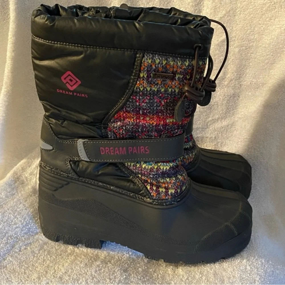 Dream Pairs Boots Size‎ 4  Boys Girls Black Multi Color Slip On